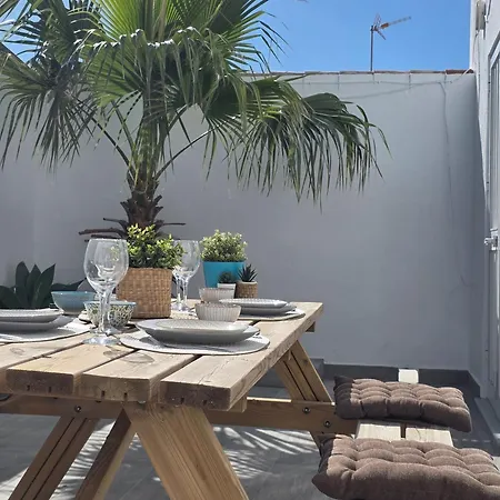 Holiday home Casa En Torrenueva Junto Al Mar