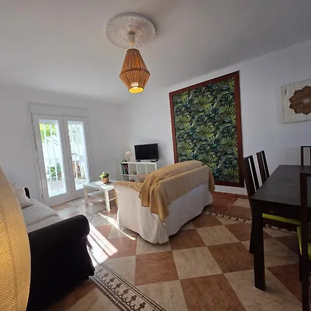 Holiday home Casa En Torrenueva Junto Al Mar *